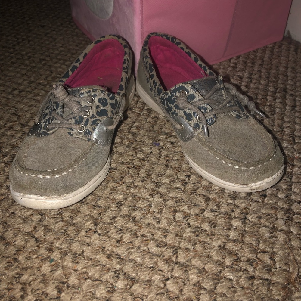 Girls size 3 sperrys